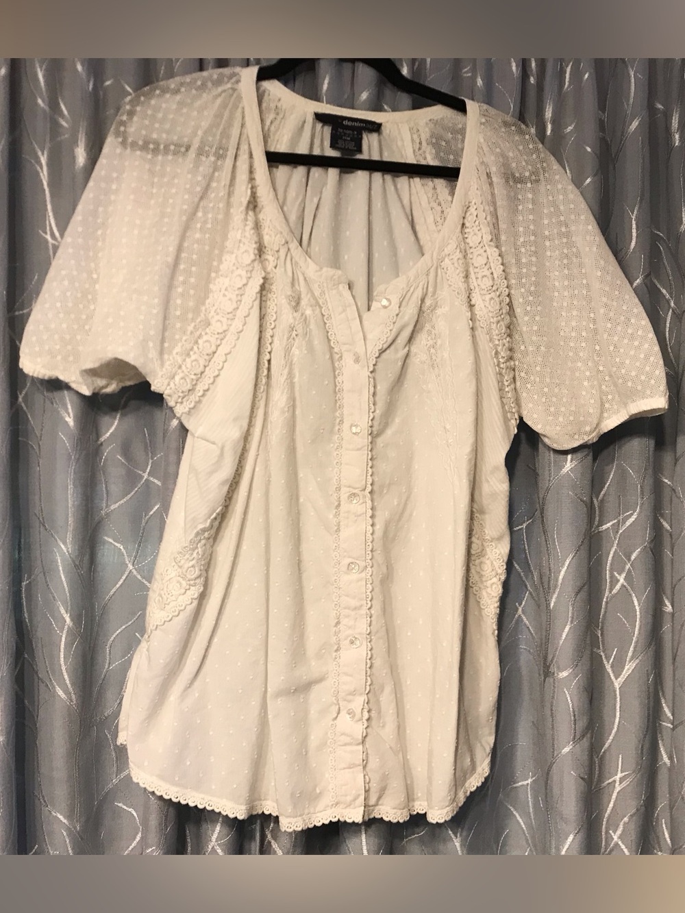 Denim 24/7 Cream Eyelet Button-Front Blouse